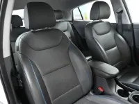 Used Hyundai Ioniq Premium SE 141 HP (103 kW) 2017 White Hatchback
