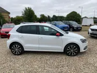 Used VW Polo Beats 60 HP (44 kW) 2017 White Hatchback