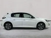 Used Peugeot 208 Allure Premium 101 HP (74 kW) 2022 White Hatchback