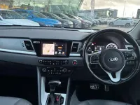 Used Kia Niro First Edition 141 HP (103 kW) 2017 White SUV