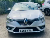 Used Renault Mégane Dynamique 110 HP (80 kW) 2016 Silver Hatchback