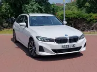 Used BMW 330e Sport Line 292 HP (214 kW) 2023 White Estate