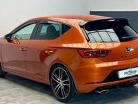 Used Seat Leon CUPRA 300 HP (220 kW) 2018 Orange Hatchback