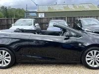Used Vauxhall Cascada Elite 170 HP (125 kW) 2014 Black Cabriolet