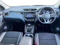 Used Nissan Qashqai Acenta Premium 115 HP (84 kW) 2018 Red SUV