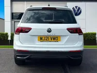 Używany VW Tiguan Life 150 KM (110 kW) 2021 Biały SUV