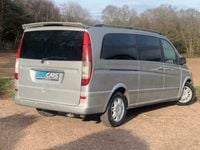 Usado Mercedes Viano 204 HP (150 kW) 2006 Prateado Monovolume