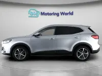 Używany MG HS 2023 Srebrny SUV