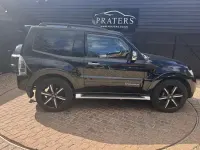 Used Mitsubishi Shogun 200 HP (147 kW) 2014 Black SUV