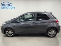 Used Toyota Yaris SR 99 HP (72 kW) 2012 Grey Hatchback