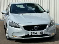 Used Volvo V40 115 HP (84 kW) 2014 Blue Hatchback