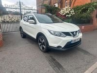 Used Nissan Qashqai N-TEC 113 HP (83 kW) 2015 White SUV