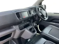 Used Citroën Dispatch 101 HP (74 kW) 2021 White MPV