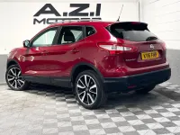 Used Nissan Qashqai Tekna 130 HP (95 kW) 2016 Red SUV