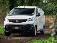 Used Vauxhall Vivaro 120 HP (88 kW) 2020 White MPV