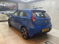 Used MG MG3 Excite 106 HP (77 kW) 2019 Blue Hatchback