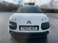Used Citroën C4 Cactus Feel 82 HP (60 kW) 2015 White Hatchback