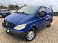 Usado Mercedes Vito 95 HP (69 kW) 2007 Azul Van