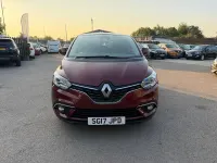 Used Renault Scénic III Dynamique 2017 Red MPV