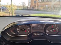 Usado Peugeot 208 Access 68 HP (50 kW) 2016 Preto Citadino