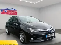 Used Toyota Auris Hybrid Business Edition 136 HP (100 kW) 2016 Black Hatchback