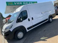 Used Peugeot Boxer 140 HP (102 kW) 2022 White Van
