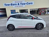 Used Toyota Aygo Trend 72 HP (52 kW) 2019 White Hatchback