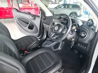 Used Smart ForTwo Coupé Premium 71 HP (52 kW) 2019 White Coupe