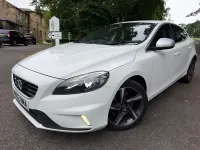 Used Volvo V40 R-Design 120 HP (88 kW) 2015 White Hatchback