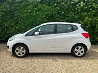 Used Kia Venga 89 HP (65 kW) 2011 White Hatchback