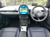Used Mini Cooper Exclusive 204 HP (150 kW) 2024 Green Hatchback