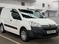 Used Citroën Berlingo 75 HP (55 kW) 2016 White MPV