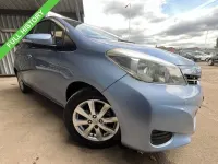 Second-hand Toyota Yaris 101 CP (74 kW) 2013 Albastru Hatchback