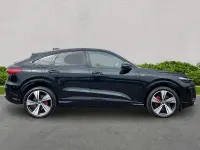 Begagnad Audi Q5 Performance 204 HK (150 kW) 2025 Svart SUV