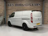 Used Ford Transit Custom Limited 130 HP (95 kW) 2021 Silver Van