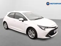 Used Toyota Corolla 122 HP (89 kW) 2021 White Hatchback