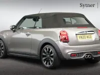 Usado Mini Cooper S Exclusive 192 HP (141 kW) 2020 Prateado Citadino