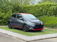 Begagnad Toyota Aygo x-press 68 HK (50 kW) 2018 Grå Halvkombi