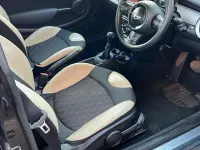 Begagnad Mini Cooper Hatch 2013 Brun Halvkombi