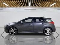 Used Ford Focus ST-Line 120 HP (88 kW) 2017 Grey Hatchback