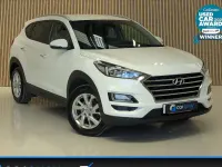 Used Hyundai Tucson SE 132 HP (97 kW) 2019 White SUV