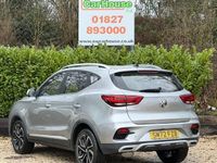 Used MG ZS Exclusive 111 HP (81 kW) 2024 Hatchback