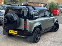 Used Land Rover Defender First Edition 240 HP (176 kW) 2020 Green SUV