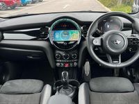 Used Mini Cooper Hatch 136 HP (100 kW) 2024 Silver Hatchback