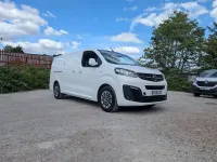 Used Vauxhall Vivaro Sportive 150 HP (110 kW) 2020 White MPV