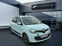 Used Renault Twingo Play 70 HP (51 kW) 2017 Blue Hatchback
