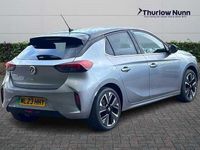 Begagnad Vauxhall Corsa-e Ultimate 100 kW (136 HK) 2023 Grå Halvkombi