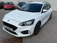 Usado Ford Focus ST-Line X 182 HP (133 kW) 2019 Branco Carrinha