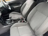 Begagnad Ford Fiesta Zetec 2015 Silver Halvkombi
