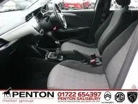 Used Vauxhall Corsa Edition 75 HP (55 kW) 2022 White Hatchback
